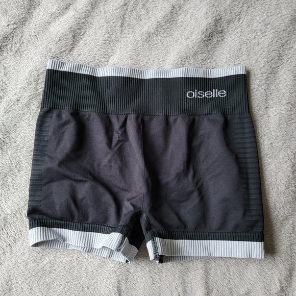 Oiselle Seamless Racer Shorts - Picture 1 of 2